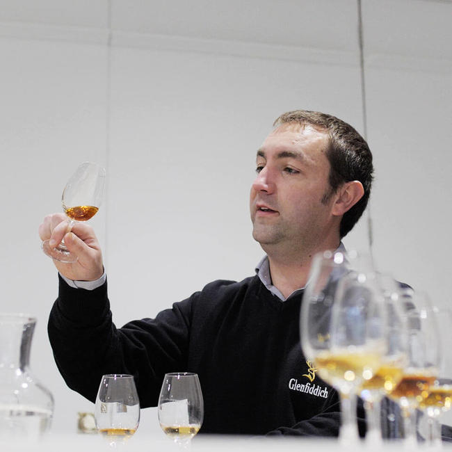 Ludovic Ducrocq tasting whisky 